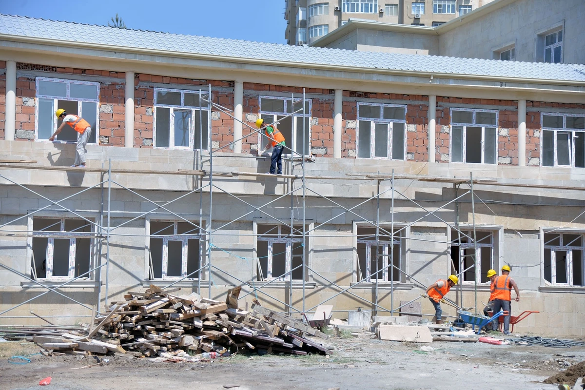 Bakıda bu məktəblər sökülür – SİYAHI – FOTO Bakıda bu məktəblər sökülür – SİYAHI – FOTO