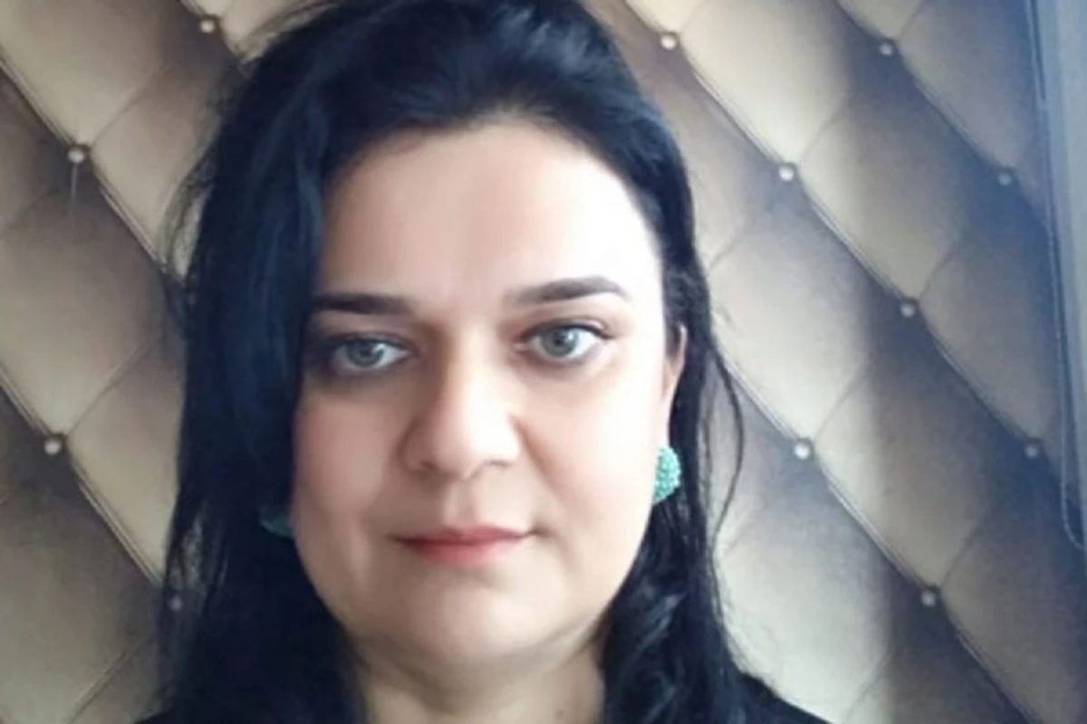 Aynur Abdunova: “Ərim hesabımdan 300 min manata yaxın pulu götürdü və ...”