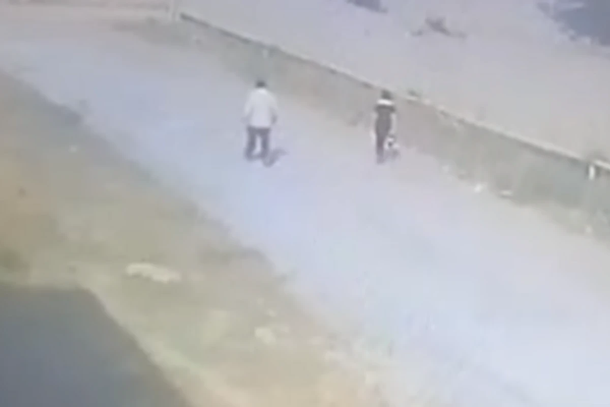 Bakıda kişi yolun ortasında qadına təcavüz etdi Bakıda kişi yolun ortasında qadına təcavüz etdi