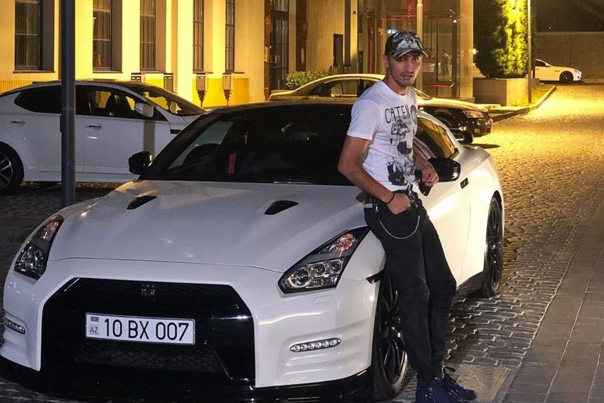 Футболист Карабаха приобрел спорткар за 250 тысяч - ФОТО
