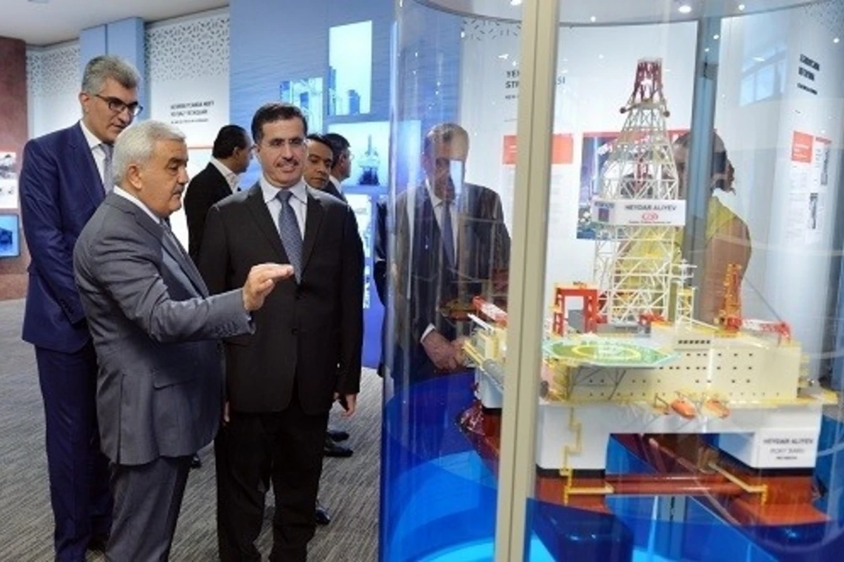 SOCAR и ENOC обсудили возможности инвестирования в различные проекты