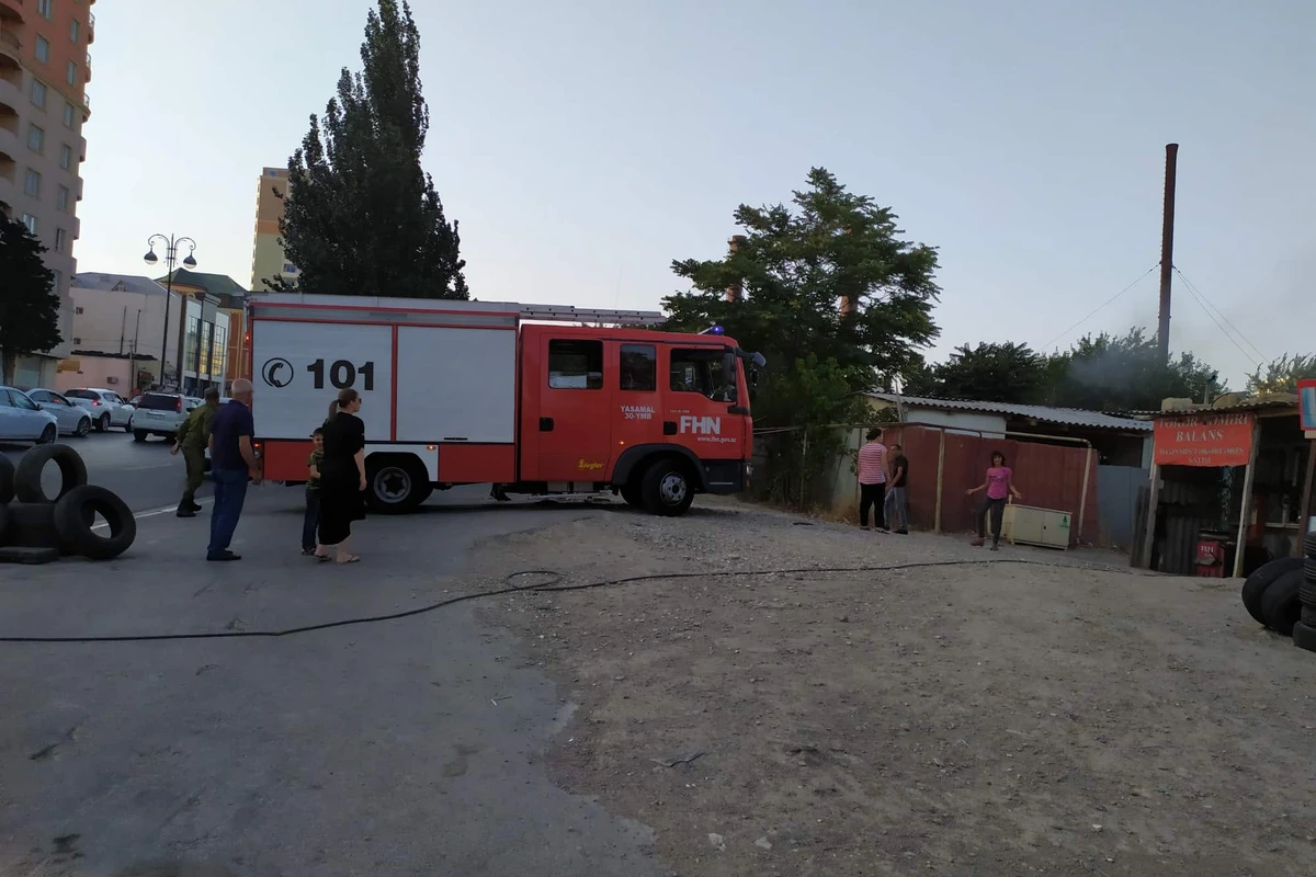 Yasamalda məcburi köçkünün evi yandı - VİDEO