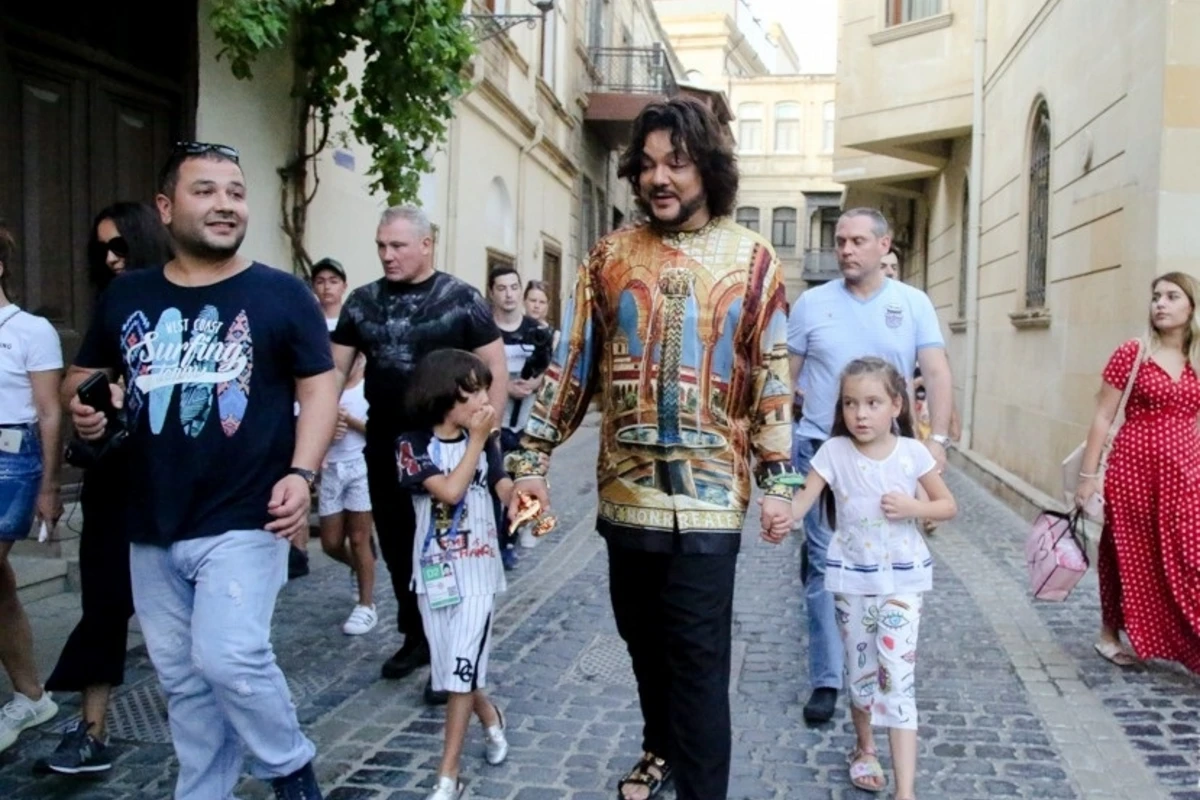 Filipp Kirkorov İçəri şəhərdə - VİDEO/FOTO
