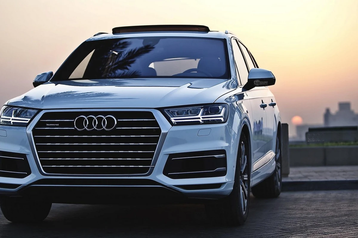 Audi Q7 modelini əldə etmək asanlaşdı! - SUPER TƏKLİF Audi Q7 modelini əldə etmək asanlaşdı! - SUPER TƏKLİF