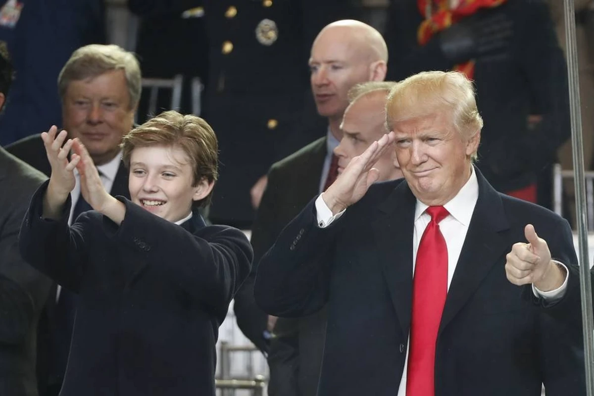 Президент Монголии подарил сыну Трампу лошадь