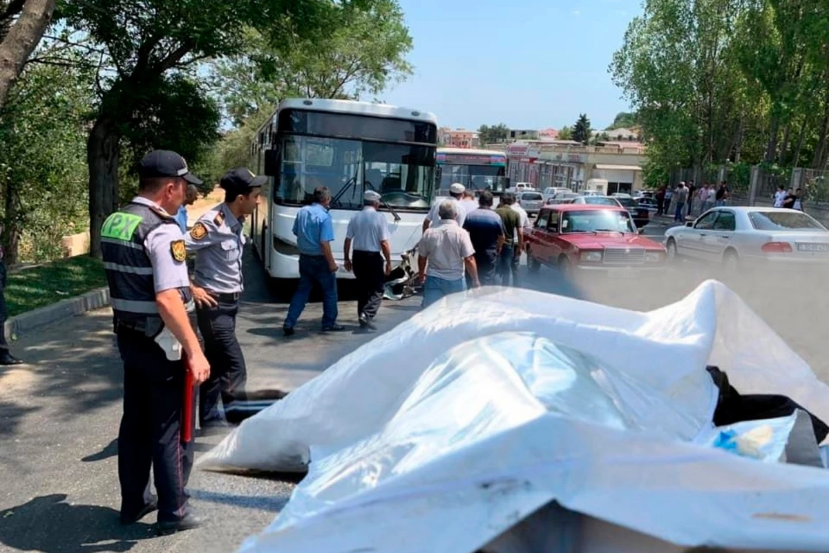 В аварии в Баку погиб племянник начальника ГДП