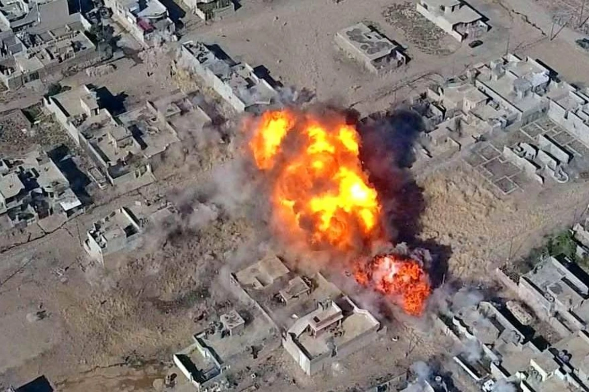 МО России опубликовало кадры уничтожения объектов террористов в Сирии - ВИДЕО