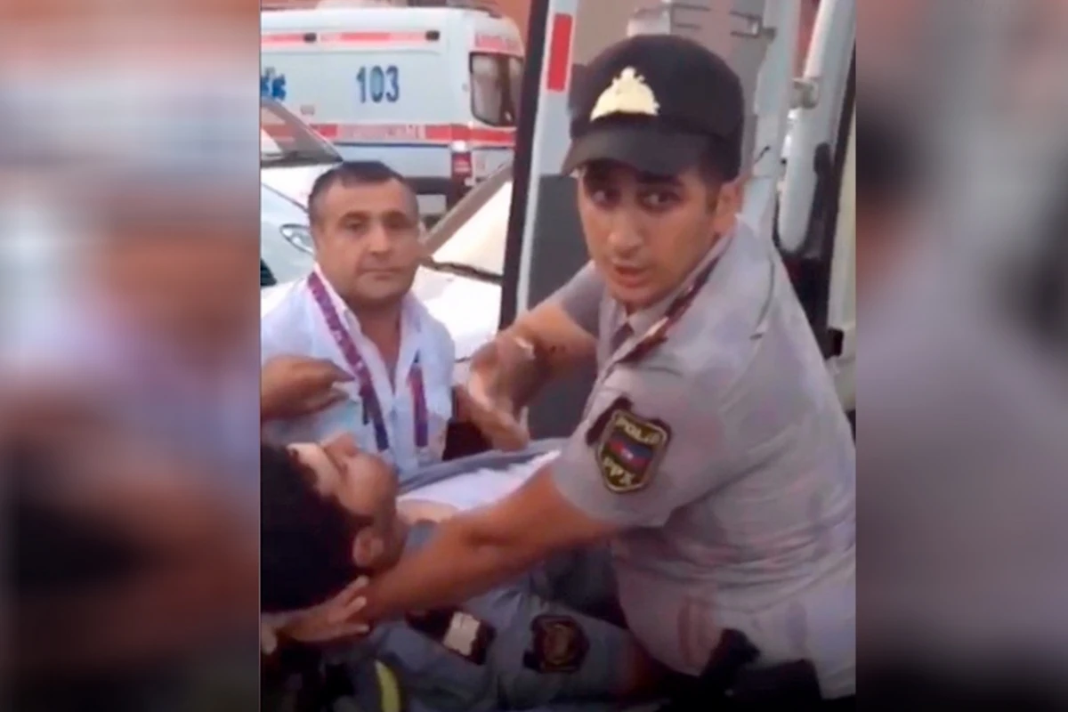 Во время пожара в Садараке сотрудники полиции проявили самоотверженность - ВИДЕО
