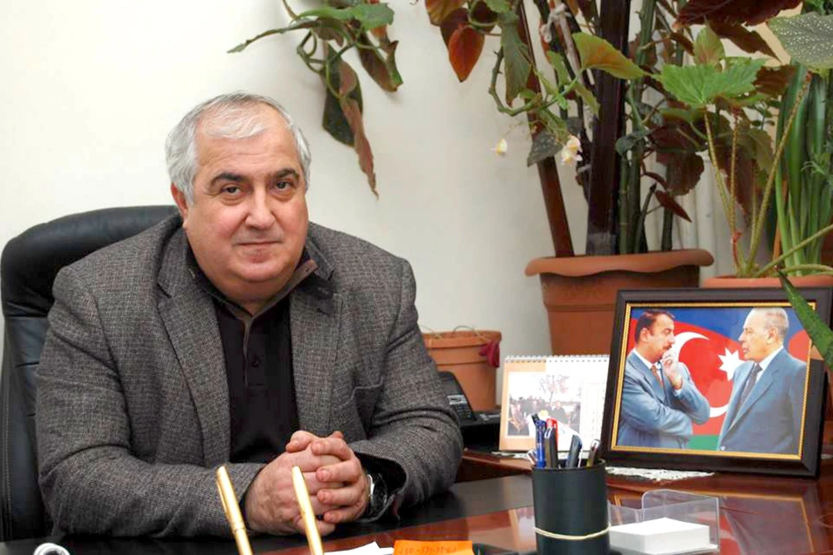 Əlbir olaraq məni aldatdılar - BDU-nun sual satan müəllimi 50 min rüşvət verdiyini təsdiqlədi