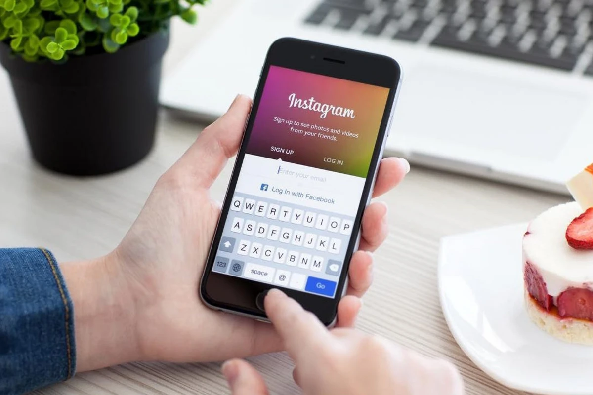 В работе Instagram произошли сбои