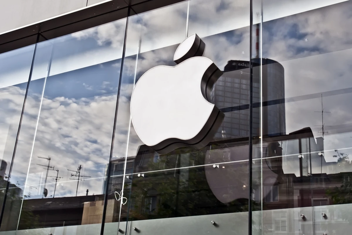 Apple заплатит миллион долларов за обнаружение уязвимости в iPhone