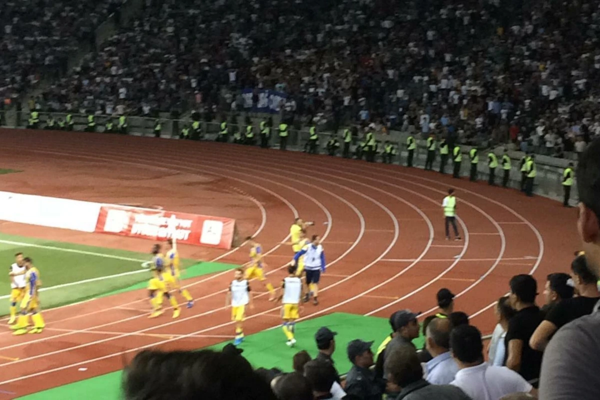 Qarabağ və APOEL oyununda insident baş verib Qarabağ və APOEL oyununda insident baş verib