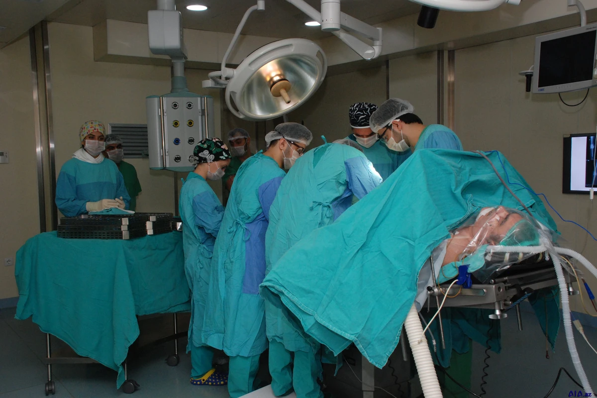Bakıda rinoplastika etdirən gənc əməliyyat zamanı ölüb