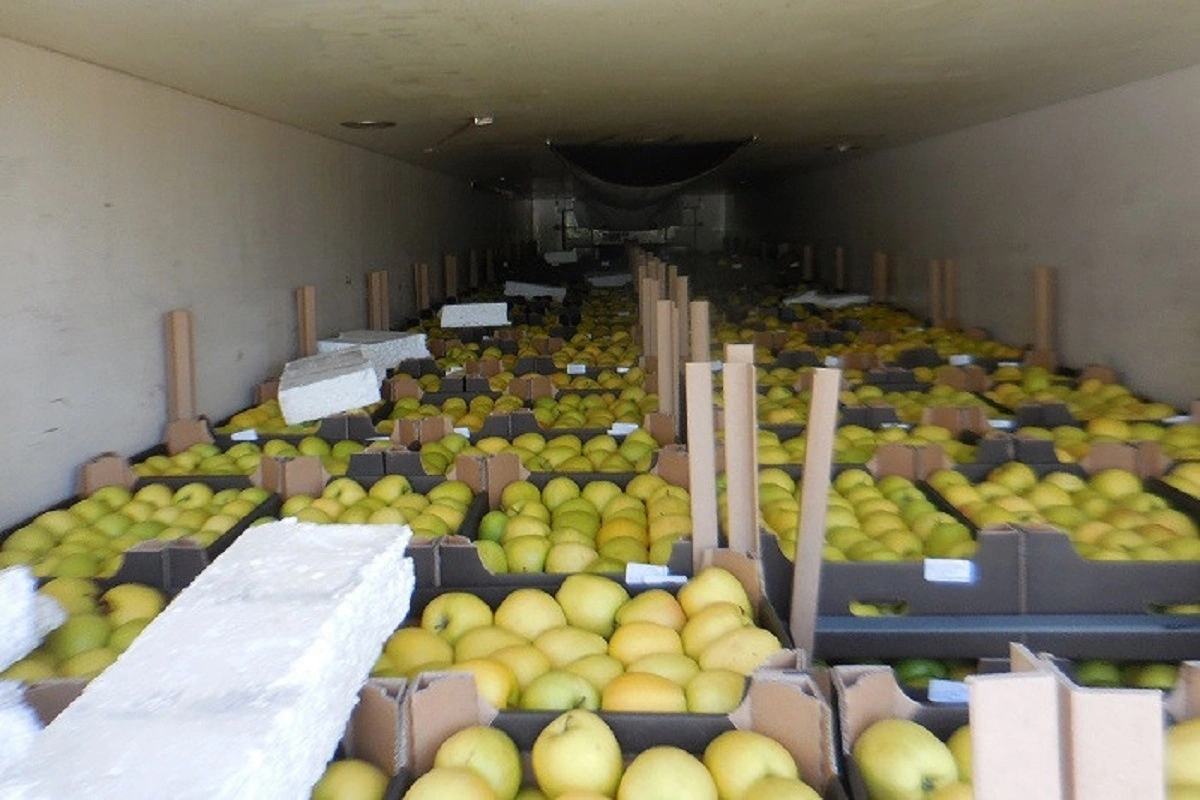 Azərbaycandan Rusiyaya 5 kiloqramdan artıq meyvə-tərəvəz aparmaq olmayacaq