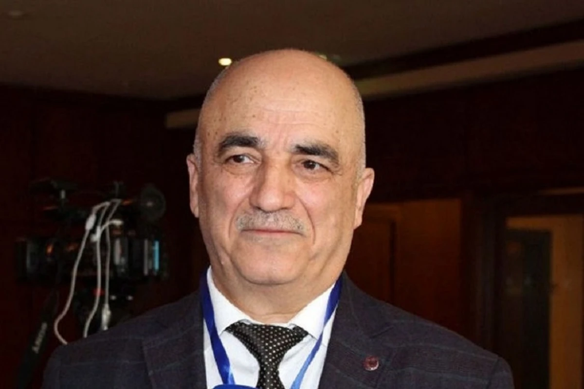 Azərbaycanın baş infeksionistinin evini yardılar - 160 min manatlıq CİNAYƏT