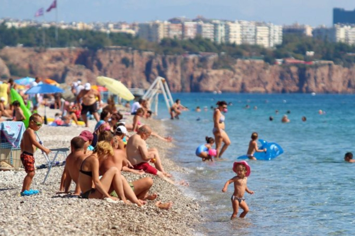 Bakıda turizm şirkəti 20 ailənin Antalya arzusunu ürəyində qoydu
