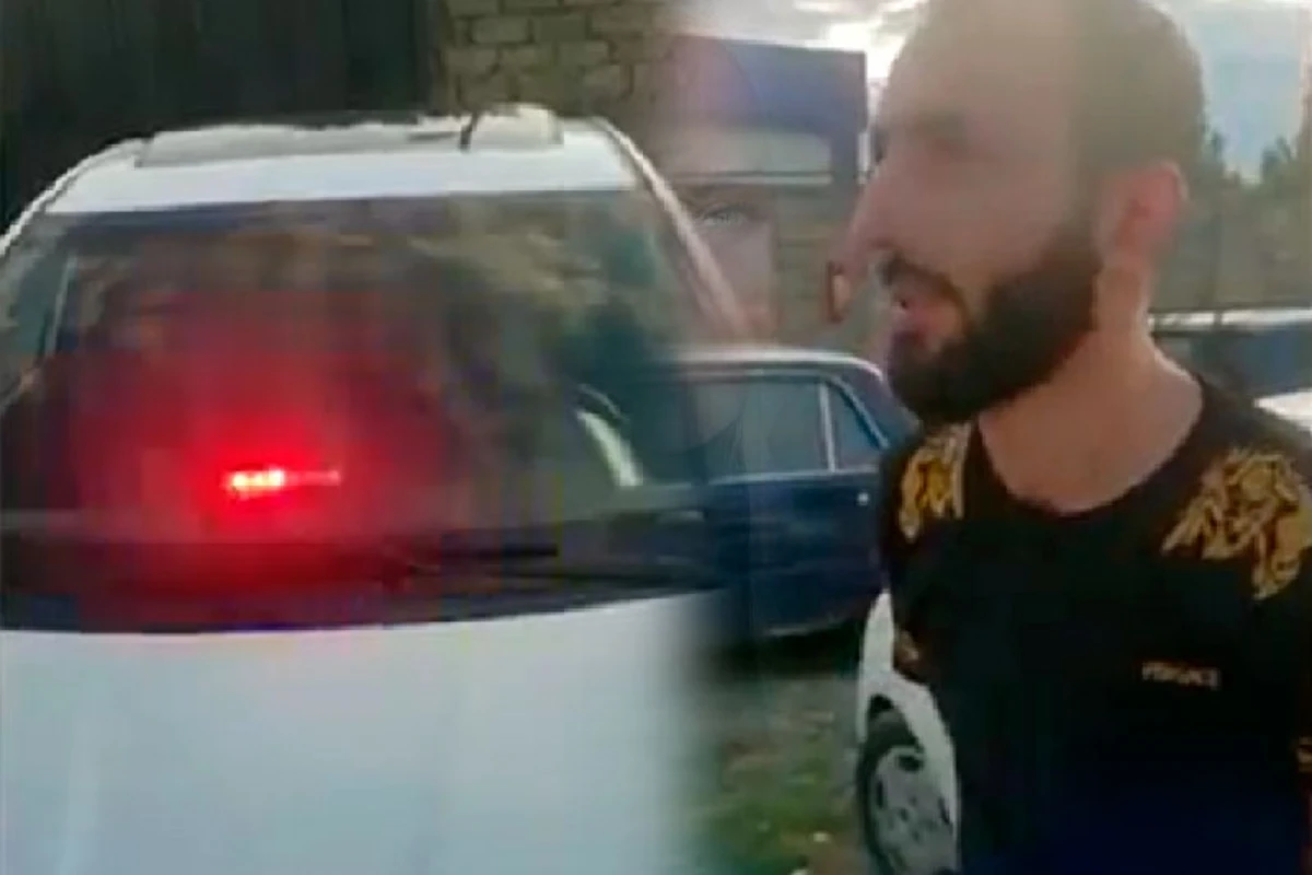 Bakıda gənc “rent a car” avtomobilinə sayrışan işıqlar quraşdırdı - VİDEO Bakıda gənc “rent a car” avtomobilinə sayrışan işıqlar quraşdırdı - VİDEO