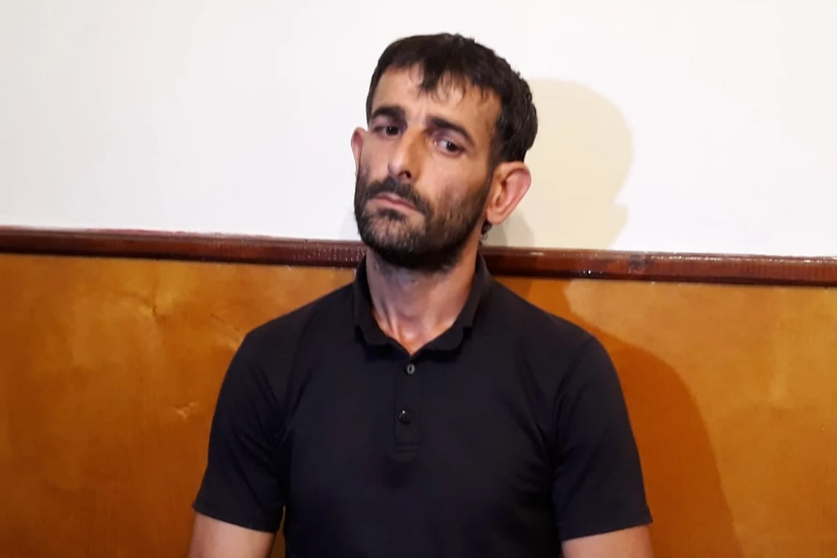 Azərbaycanda iki mikroavtobusu yandıran şəxs saxlanıldı - FOTO