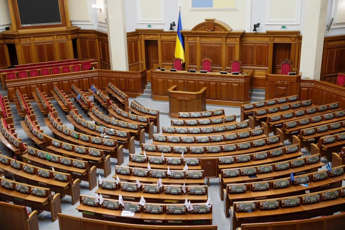 Зеленский принял неожиданное решение о Верховной Раде