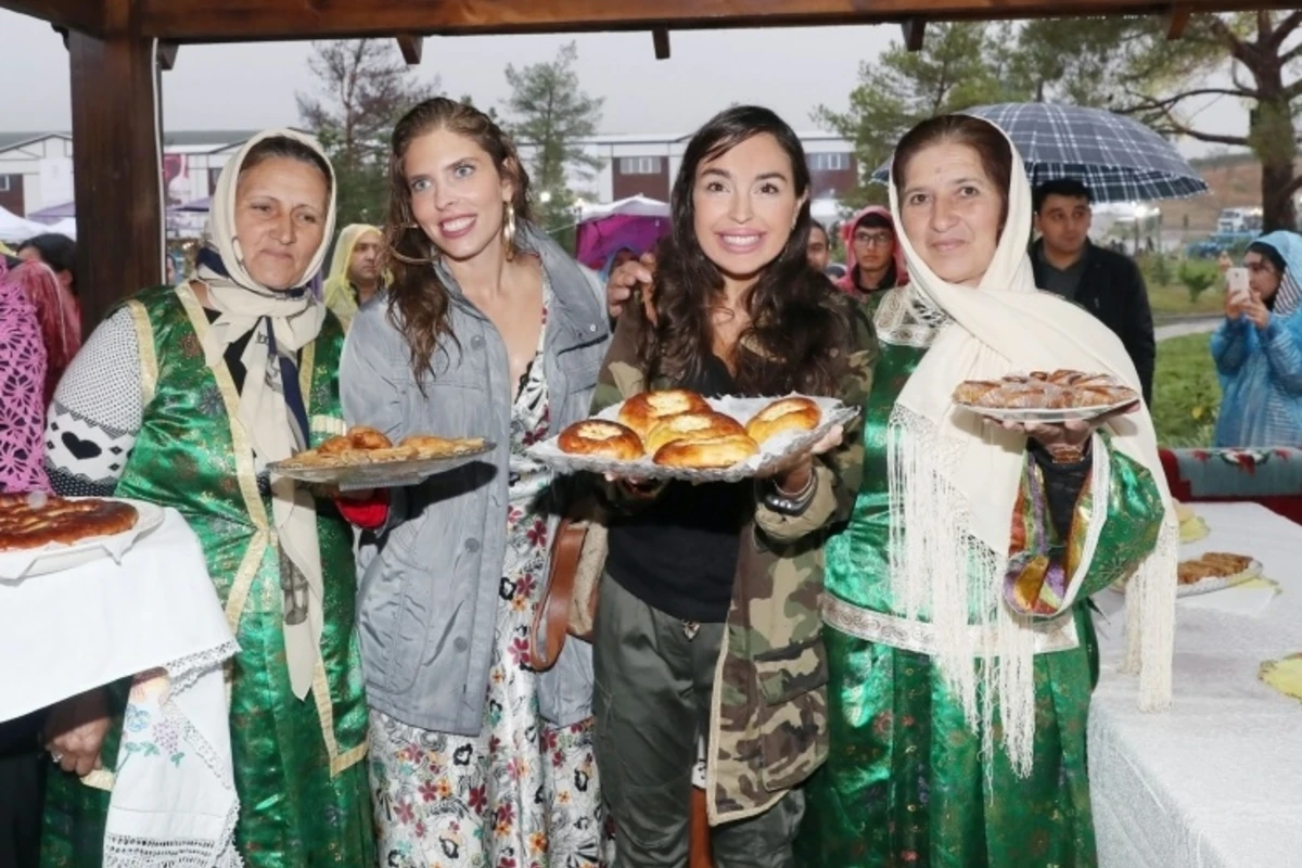 Leyla Əliyeva Üzüm və Şərab Festivalında - FOTO
