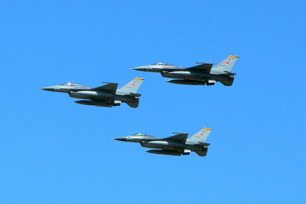 Самолеты F-16 ВВС Турции прибыли в Азербайджан - ВИДЕО