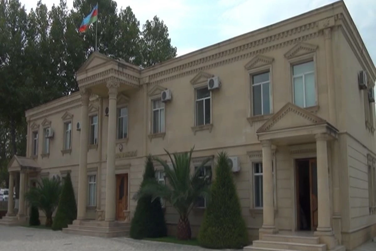Gəncədə saxta abuturient jurnalı satanların məhkəmə prossesi davam edib