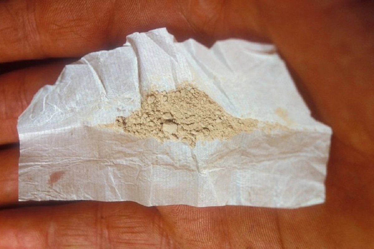 Bakı sakinindən 2 kq-a yaxın heroin götürülüb