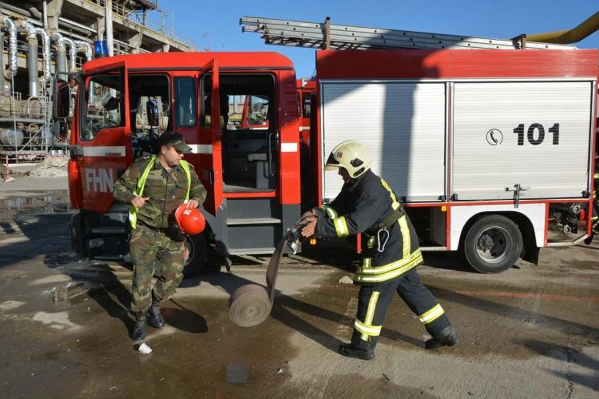 Bakıda yaşayış binasında yanğın olub Bakıda yaşayış binasında yanğın olub