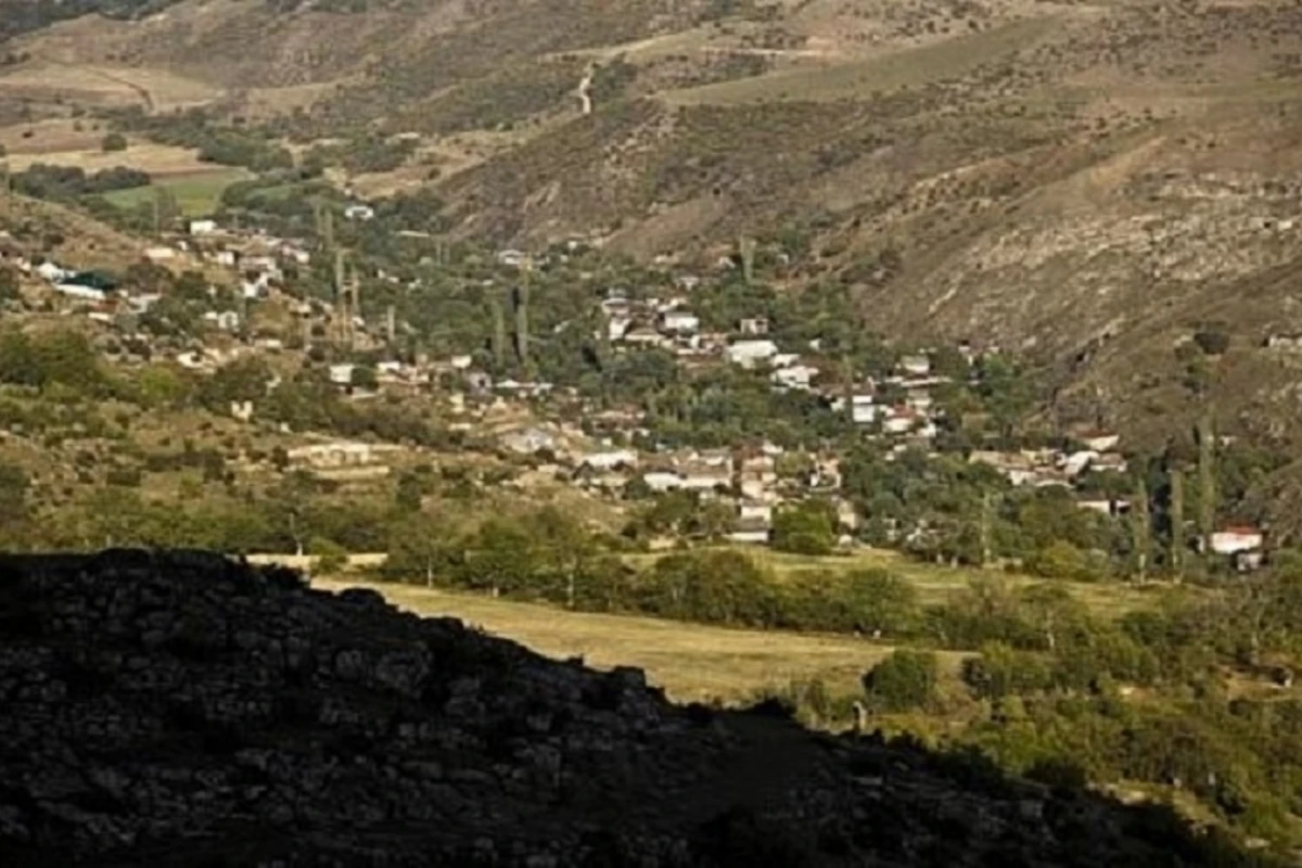 Göygöldə kəndi çəkən erməninin kimliyi məlum olub