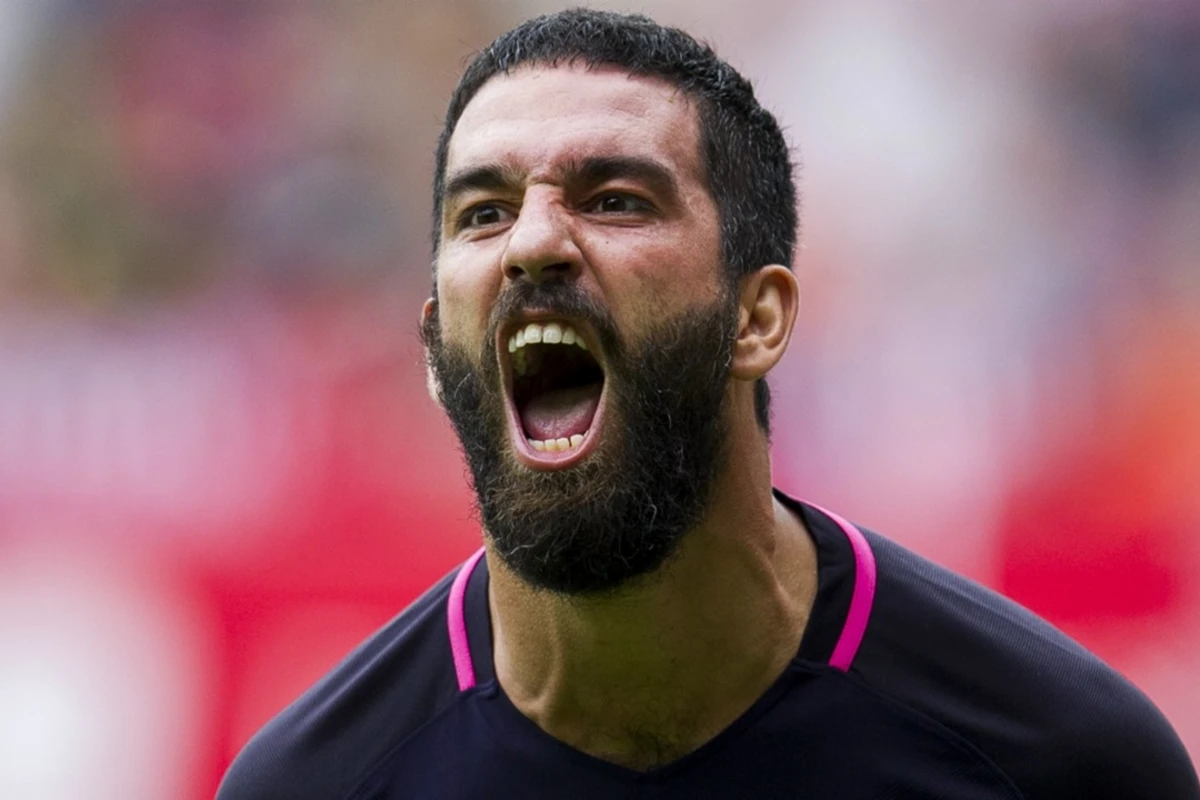 Arda Turana ŞOK QƏRAR - 2 il 8 aylıq həbs qərarı verildi