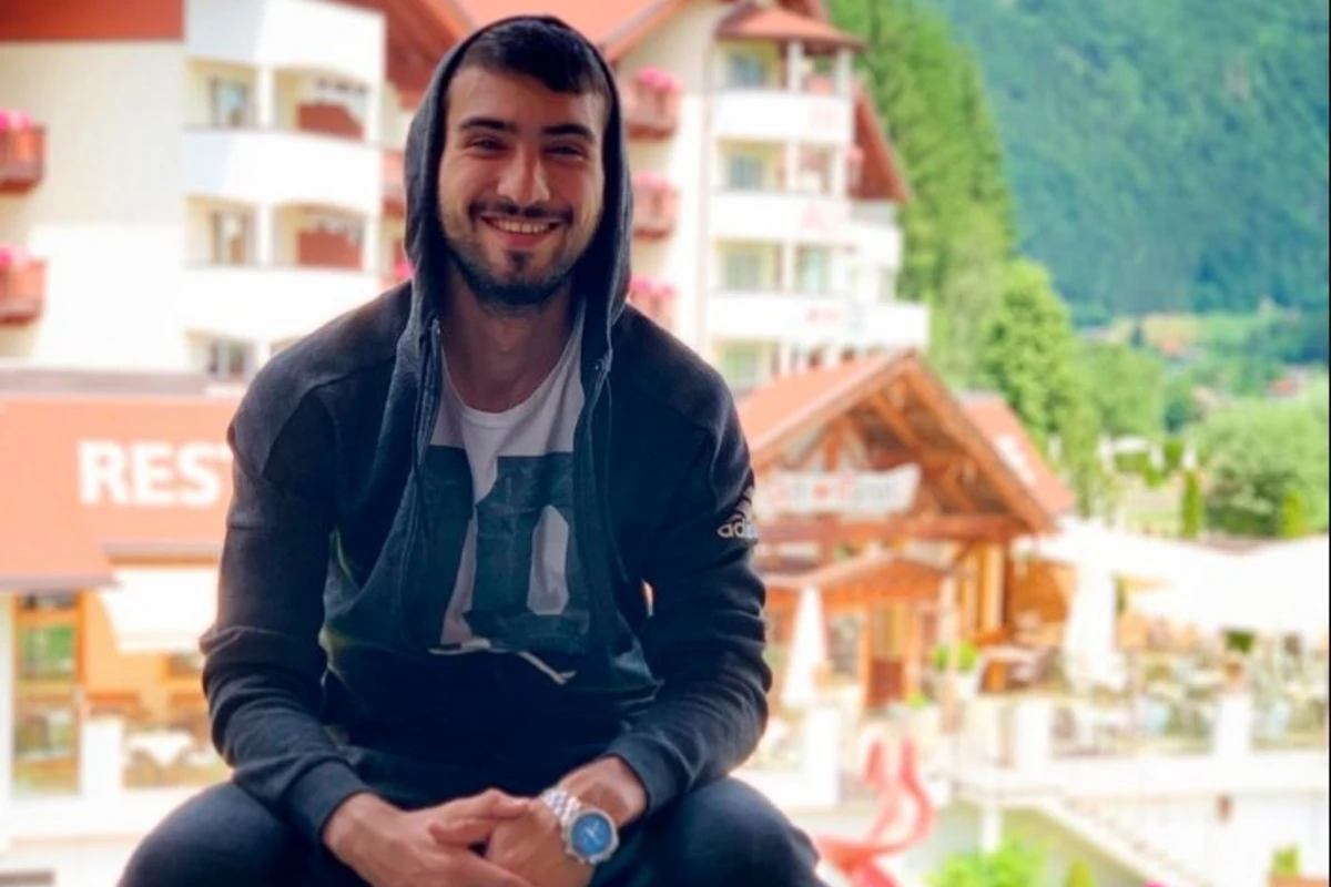 Mahir Emrelinin evini soyan şəxslərin kimliyi müəyyənləşdi Mahir Emrelinin evini soyan şəxslərin kimliyi müəyyənləşdi