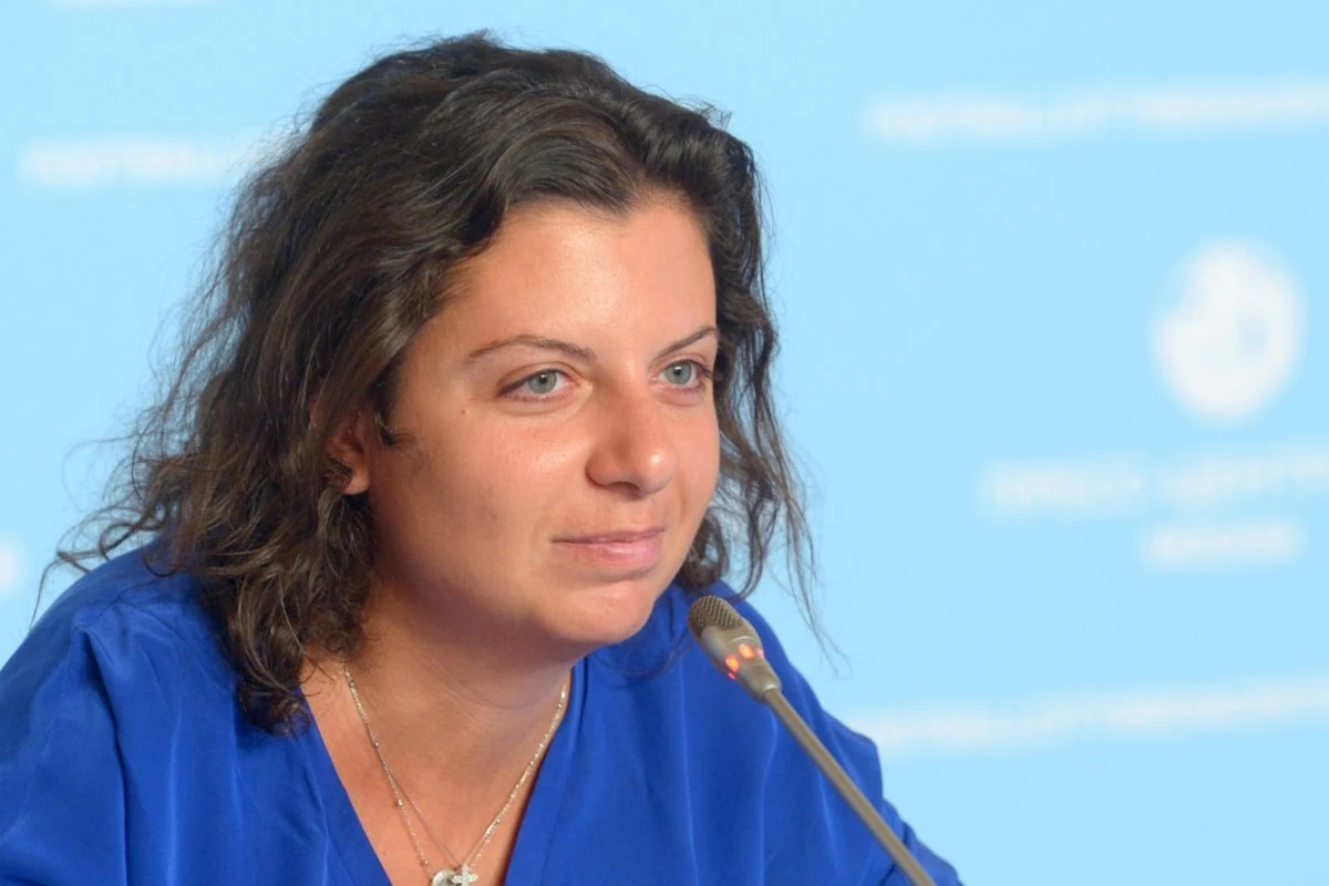 “Facebook”da qaydaları pozan erməni baş redaktorun profili bağlandı “Facebook”da qaydaları pozan erməni baş redaktorun profili bağlandı