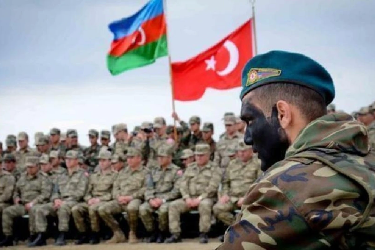Сегодня 101 год со дня освобождения Баку от армяно-большевистских захватчиков