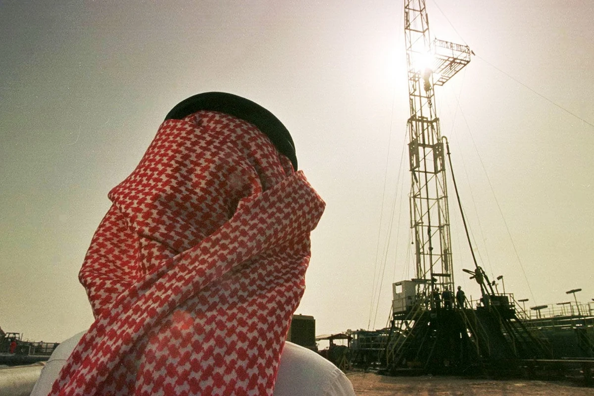 Саудовская Аравия обрушила нефть