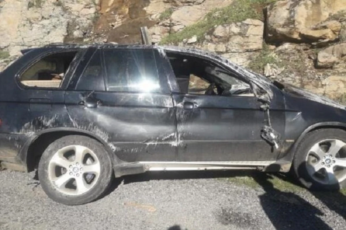 Azərbaycanda BMW X5 aşdı - Xanım müğənni öldü Azərbaycanda BMW X5 aşdı - Xanım müğənni öldü