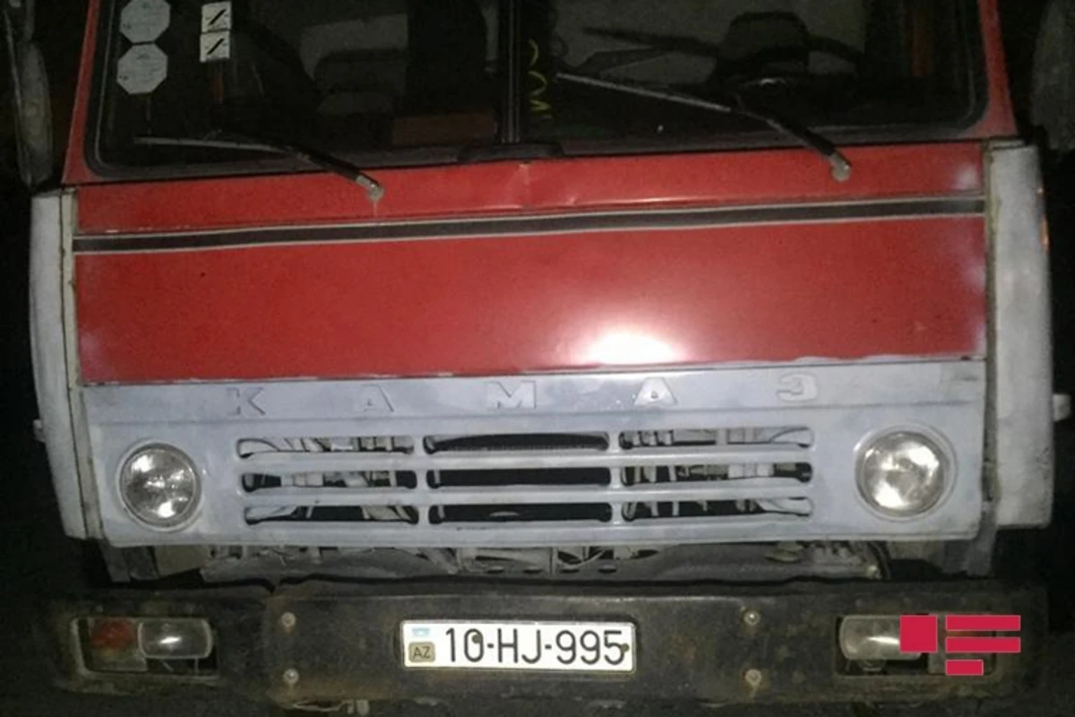 Bakıda “KaMAZ” 54 yaşlı kişinin üstündən keçdi - VİDEO/FOTO