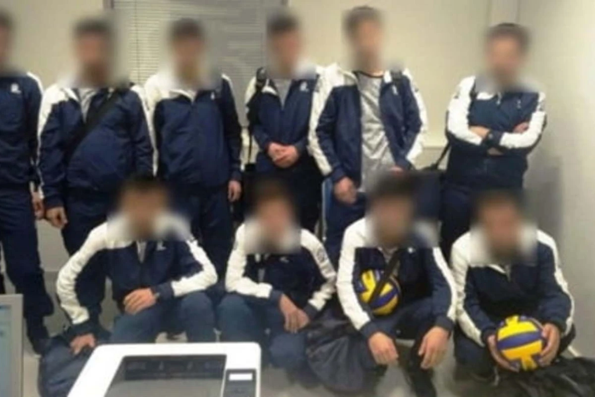 Voleybol komandası görüntüsündə qaçmağa çalışdılar - Qeyri-adi saxtakarlıq