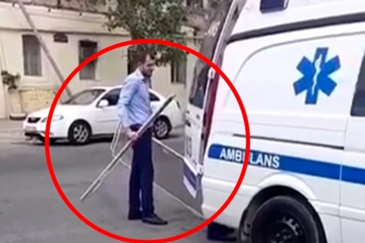 Bakıda təcili yardım maşını ilə yük daşınmasına Səhiyyə Nazirliyindən AÇIQLAMA - VİDEO Bakıda təcili yardım maşını ilə yük daşınmasına Səhiyyə Nazirliyindən AÇIQLAMA - VİDEO