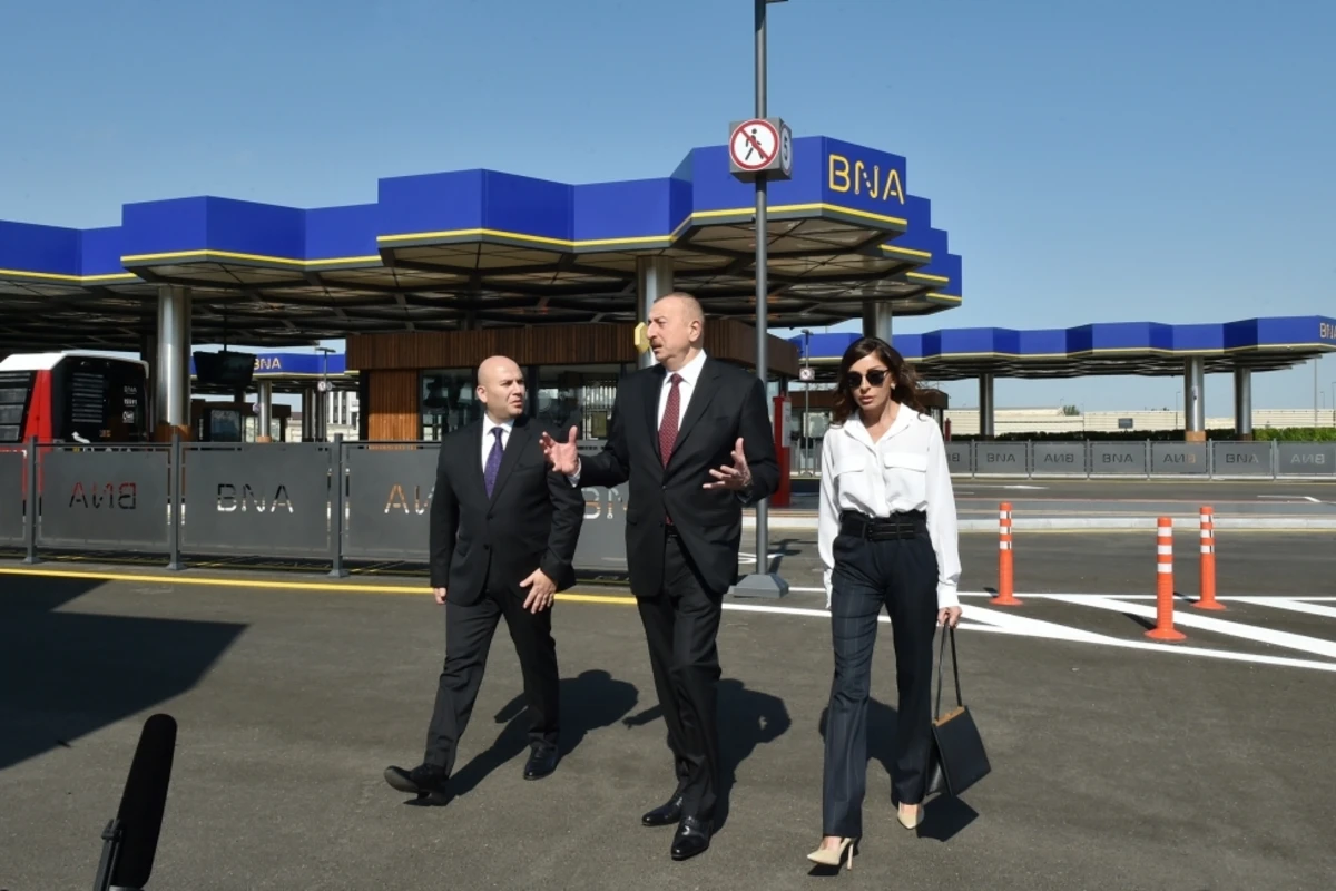 İlham Əliyev: “Burada bina tikmək istəyirdilər, mən qoymadım” - VİDEO İlham Əliyev: “Burada bina tikmək istəyirdilər, mən qoymadım” - VİDEO