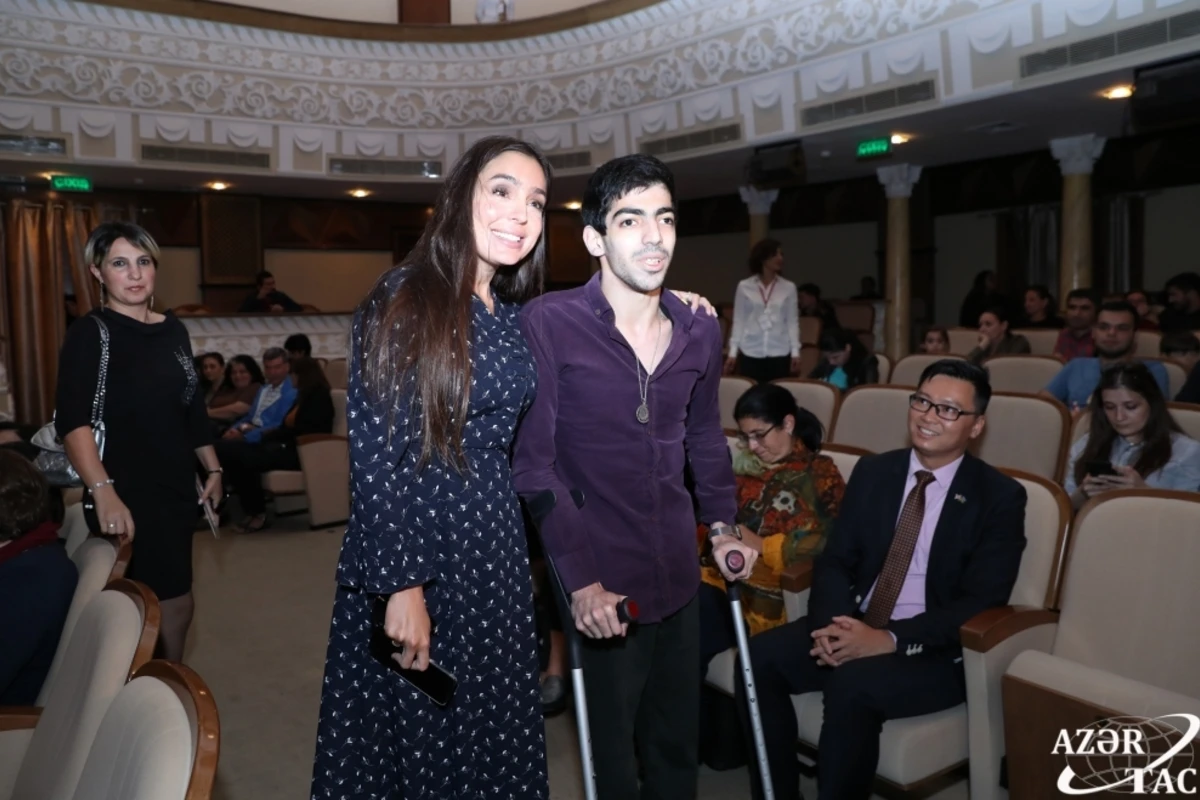 Leyla Əliyeva Arqonavtlar inklüziv şousunun təqdimatında iştirak edib - FOTO