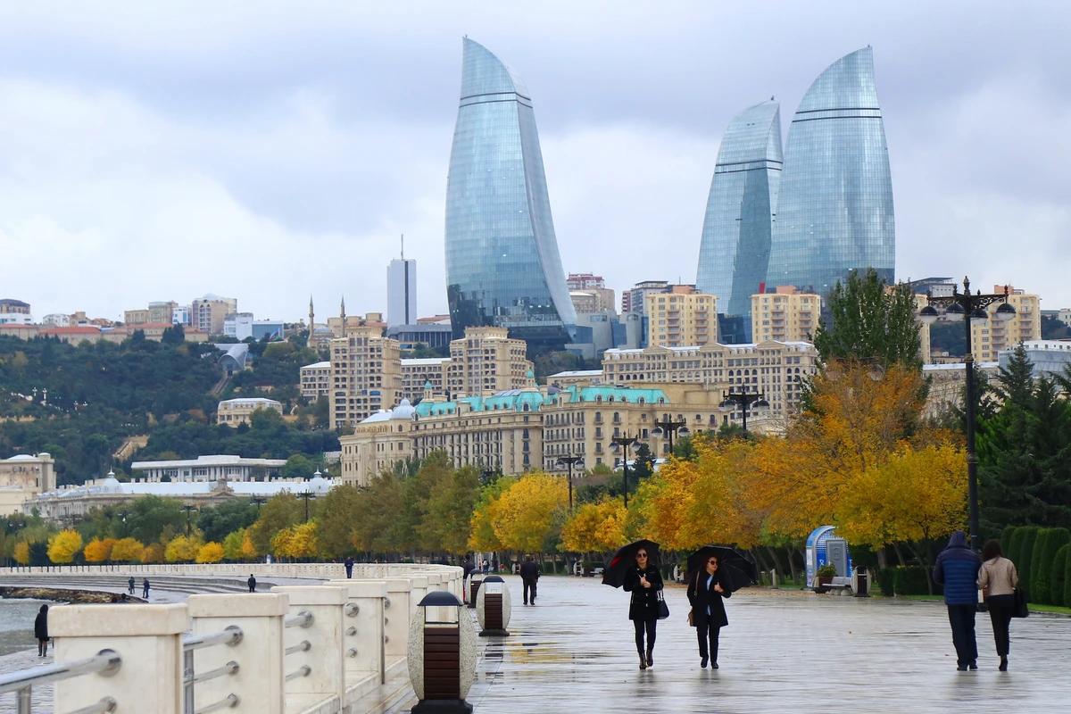 Oktyabrın HAVASI açıqlandı - Qarşıda hələ 30 dərəcə isti var