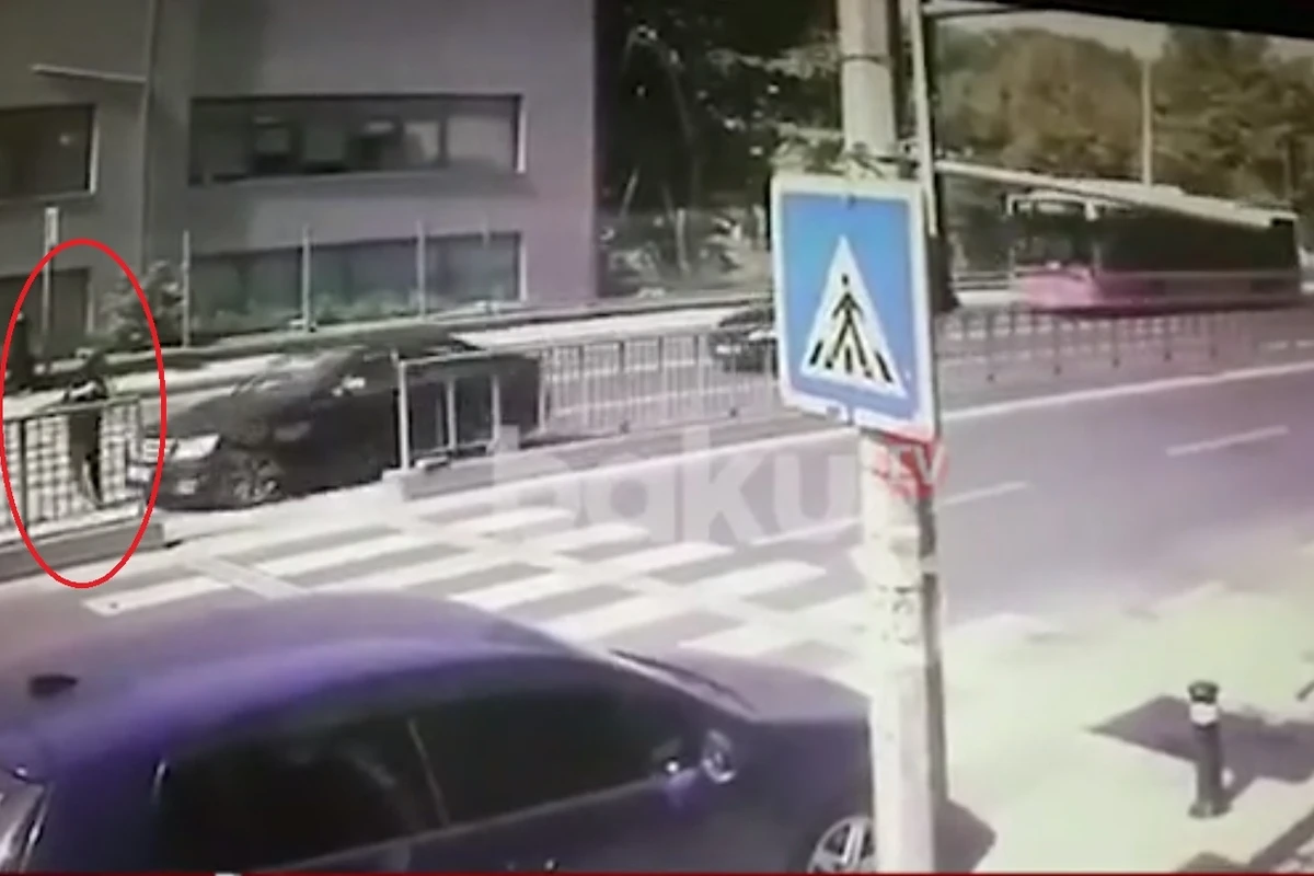 Азербайджанскую студентку в Турции сбила машина - ВИДЕО