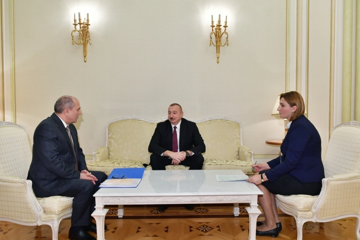 İlham Əliyev siyahıyaalınma suallarını cavablandırdı İlham Əliyev siyahıyaalınma suallarını cavablandırdı