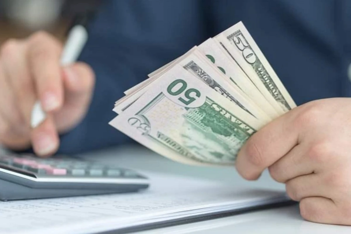 Bu səbəb əhalinin banklara inamını öldürüb