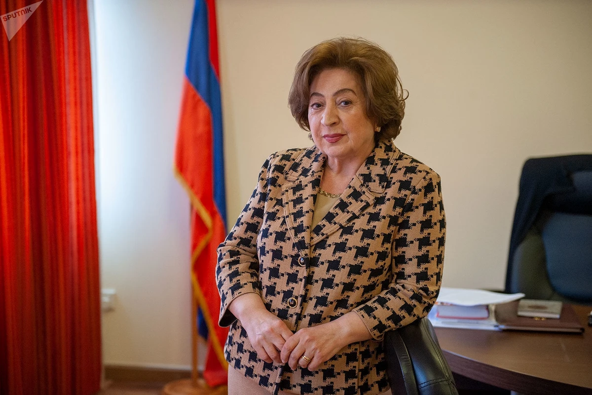 Путин в Ереване встретился с женой политического врага Пашиняна