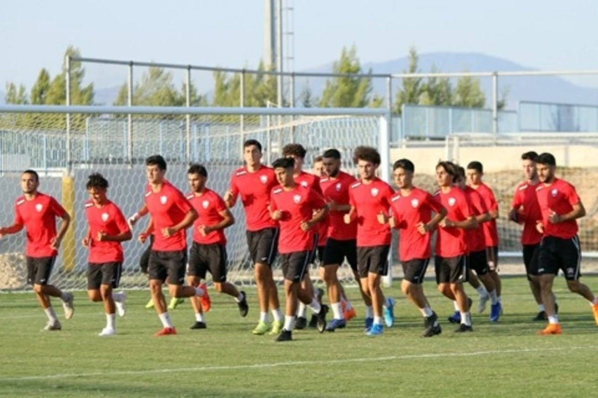 Qəbələ Kiprdə APOEL-lə heç-heçə edib Qəbələ Kiprdə APOEL-lə heç-heçə edib