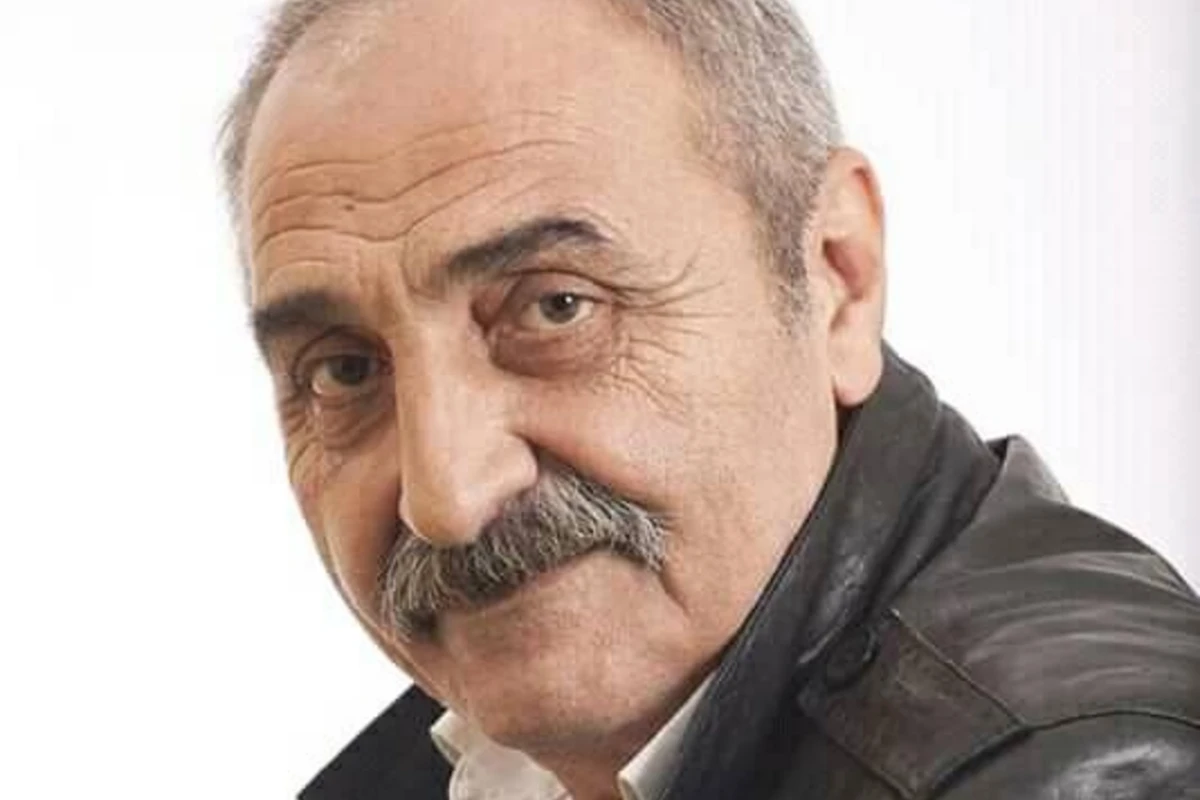 Əməkdar artist ürəyindən əməliyyat edildi Əməkdar artist ürəyindən əməliyyat edildi