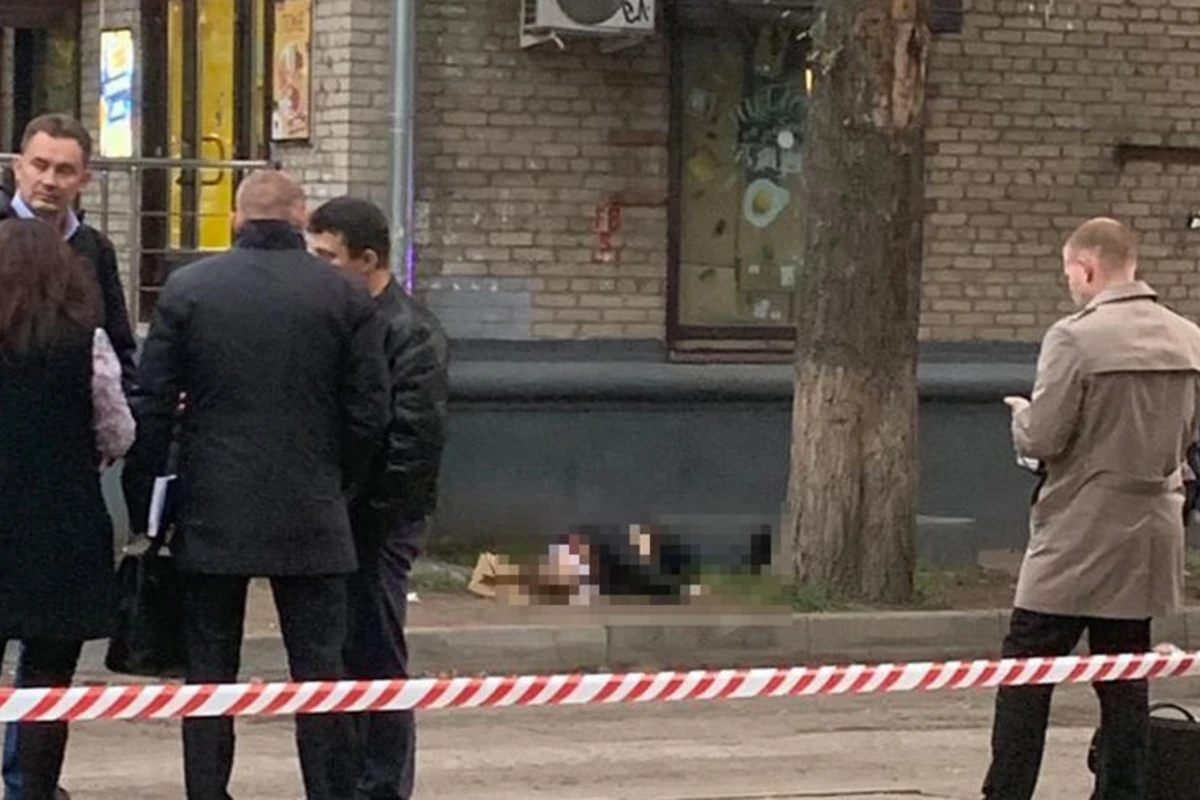 В Петербурге таксист обстрелял пассажира-азербайджанца