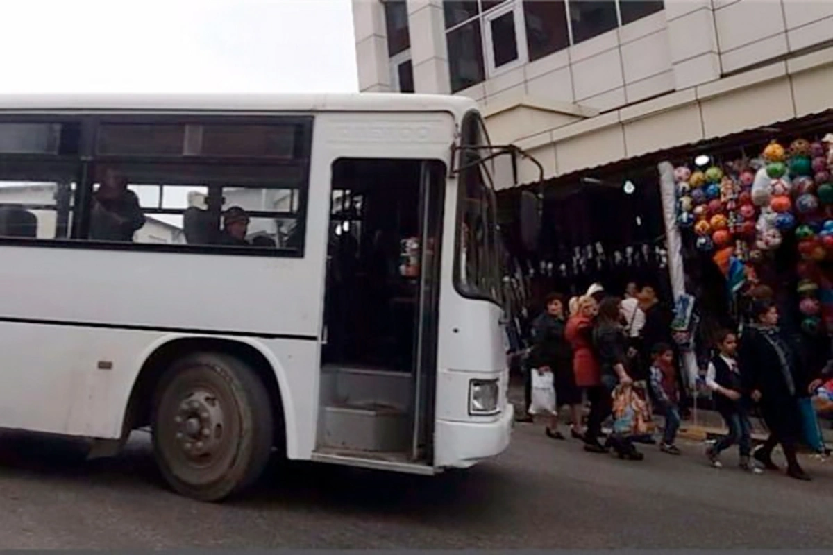 Bakıda avtobus sürücüsü heroin qəbul edib, piyadanı vurub öldürdü