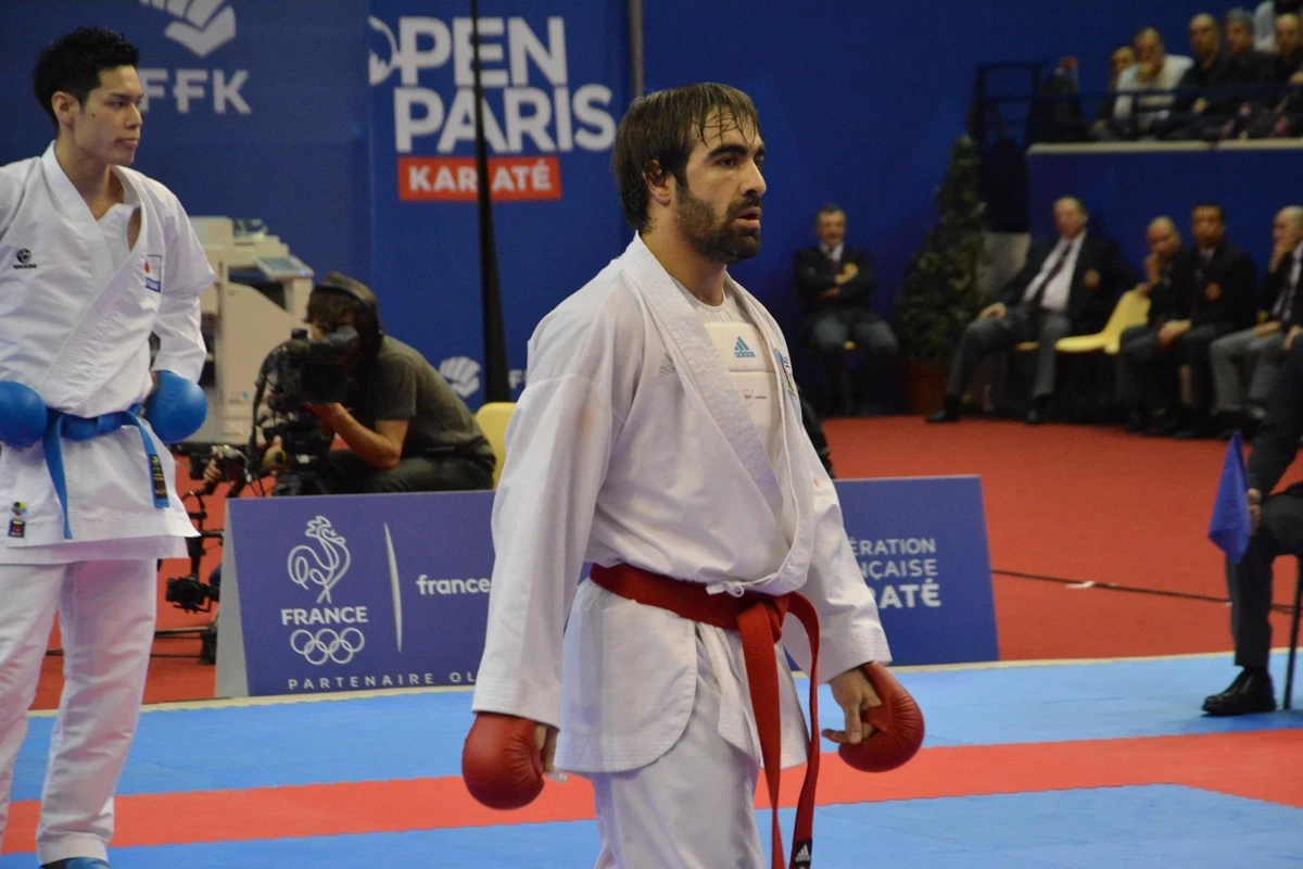 Rafael Ağayev finala yüksəldi Rafael Ağayev finala yüksəldi